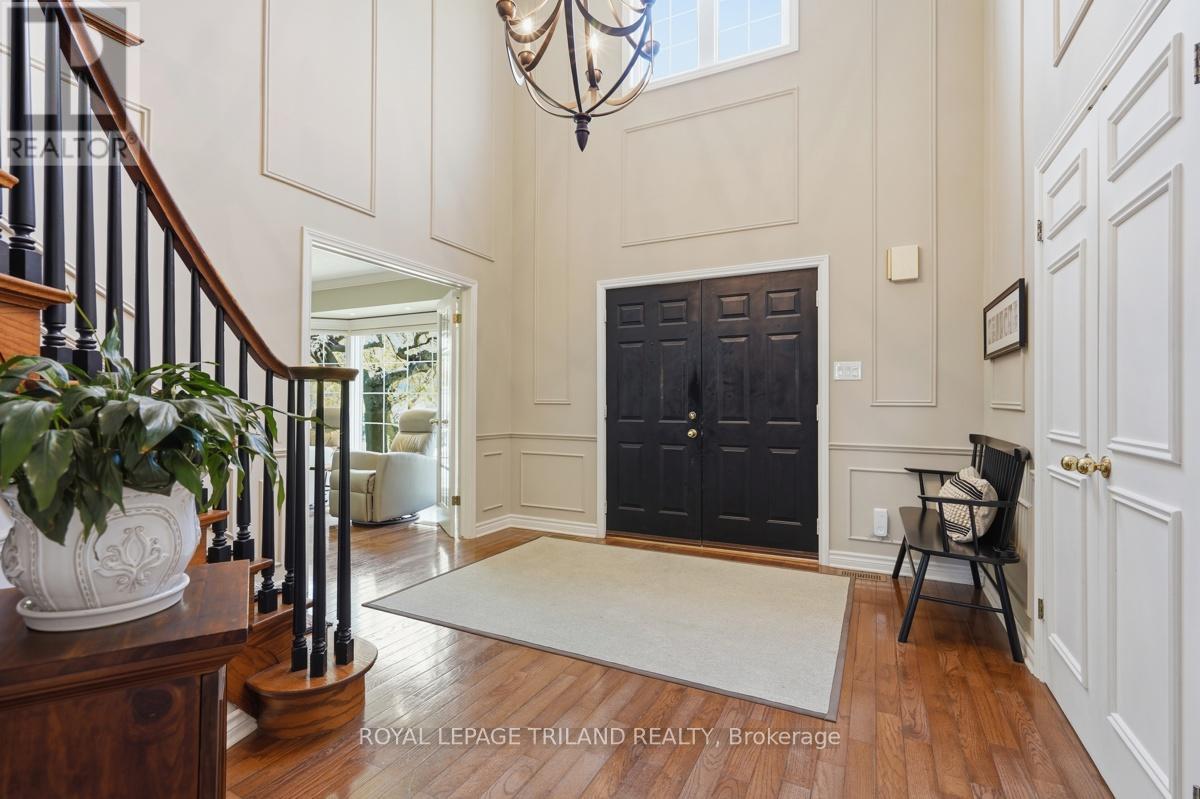 48 TAMARACK CRESCENT