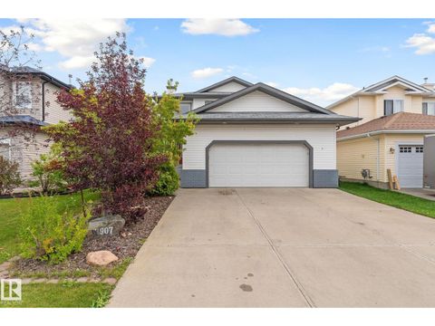 7907 96 ST Morinville AB T8R1W1