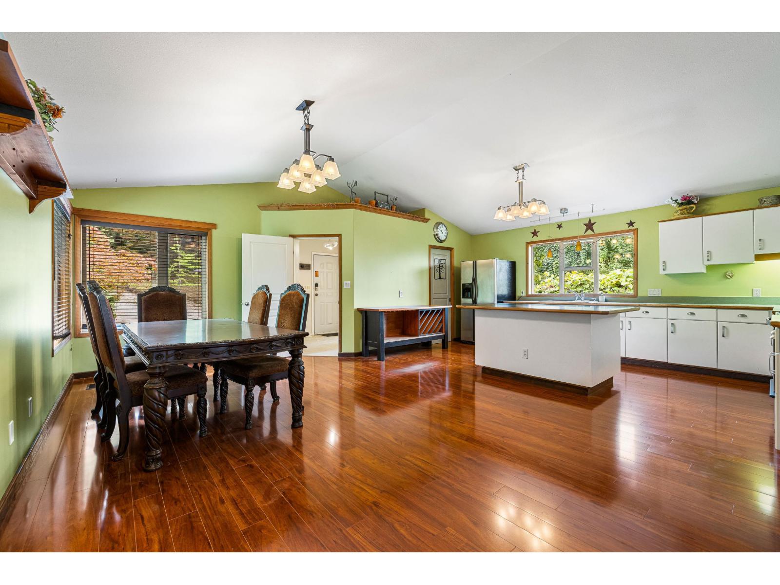 8379 CHELMSFORD PLACE|Chilliwack Mountain