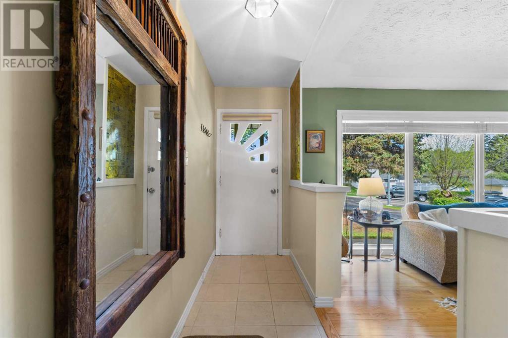 315 Simons Road NW