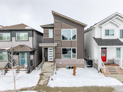 35 DORAIS WY Fort Saskatchewan AB T8L0Y9