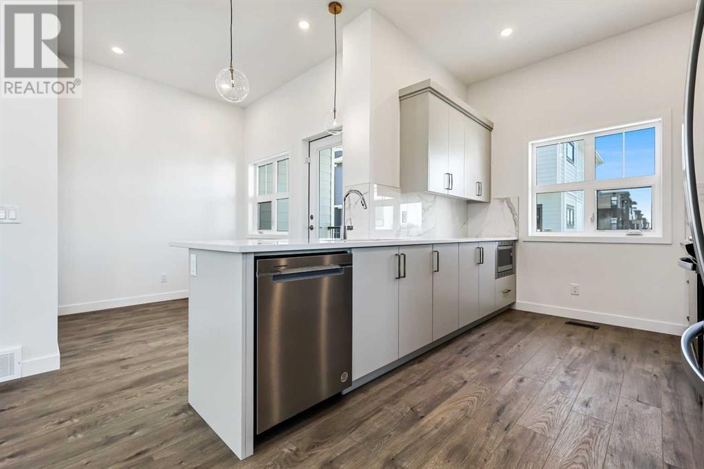 510, 595 Mahogany Road SE