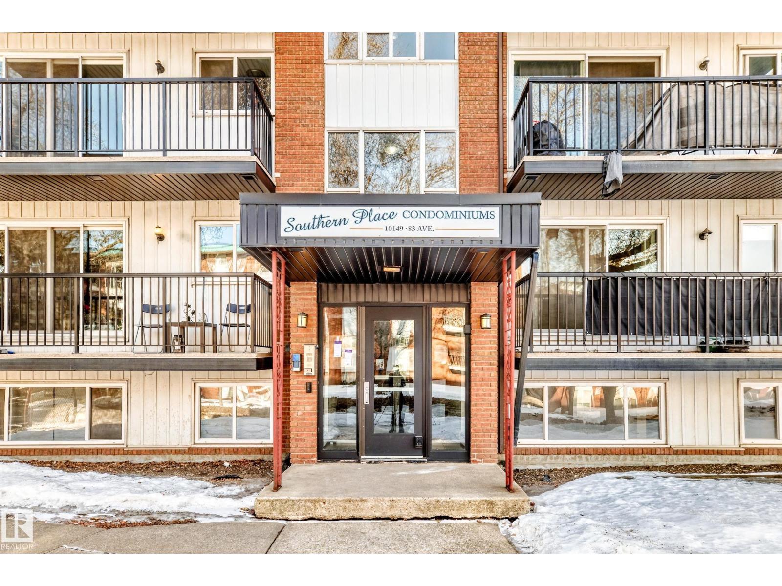 #102 10149 83 AV NW