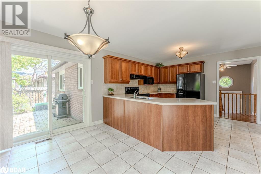 24 LAYTON Crescent