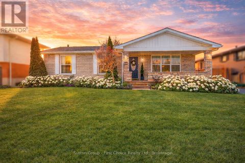 151 BEDFORD DRIVE Stratford ON N5A5J7