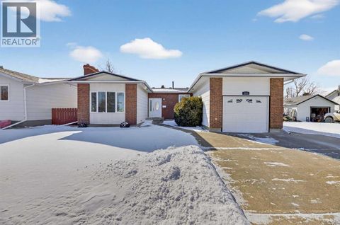 2205 23 Avenue Coaldale AB T1M1H7