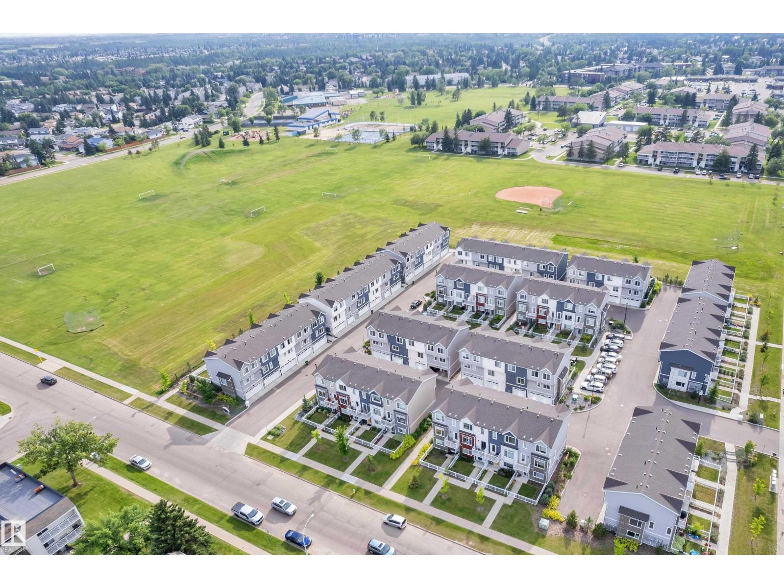 #36 215 SADDLEBACK RD NW