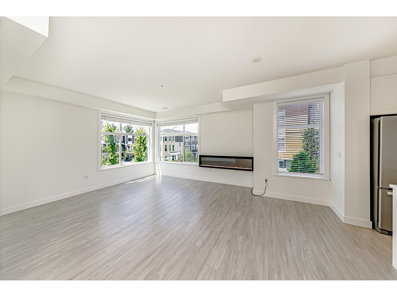 85 8430 203A STREET