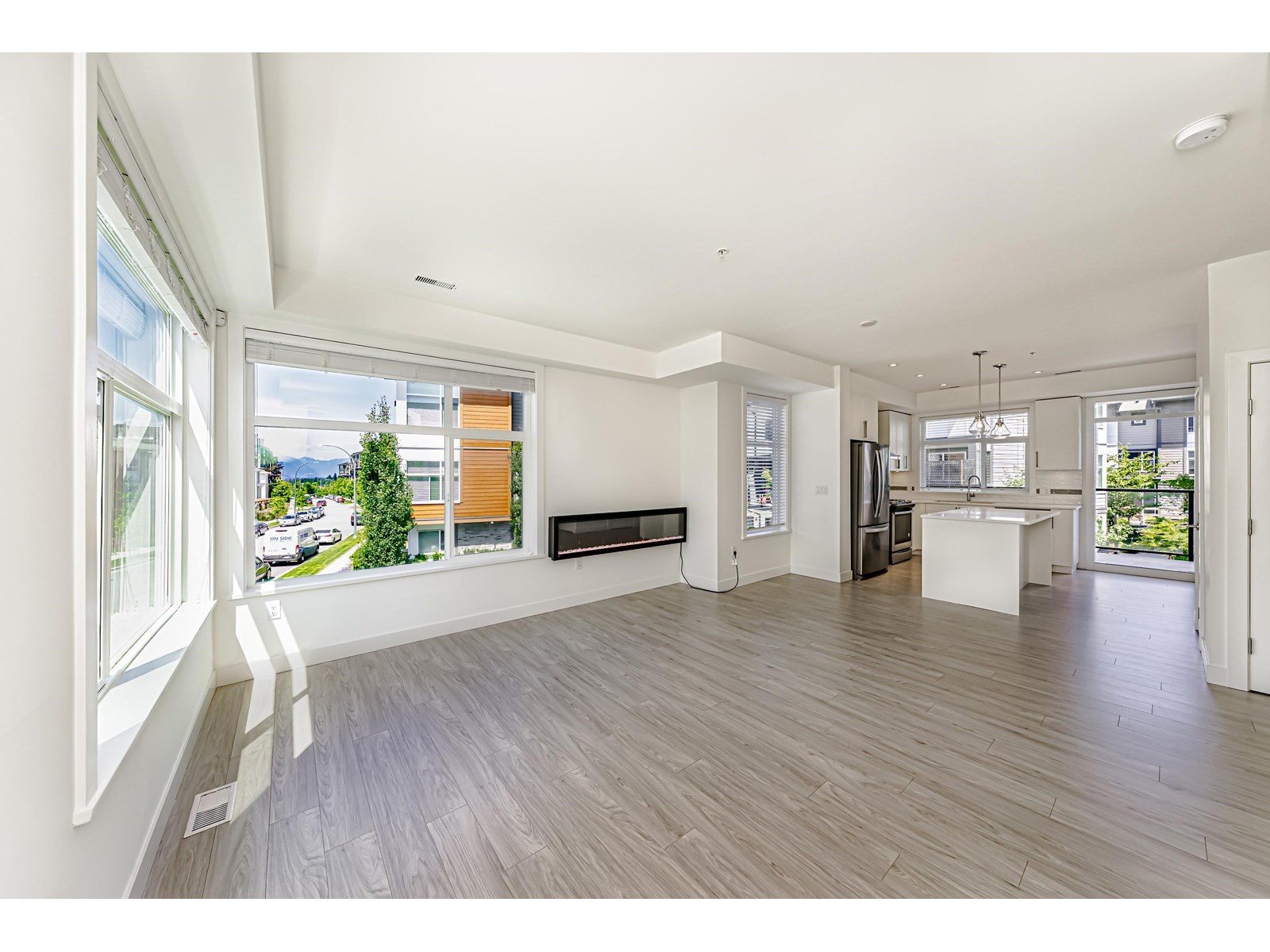 85 8430 203A STREET