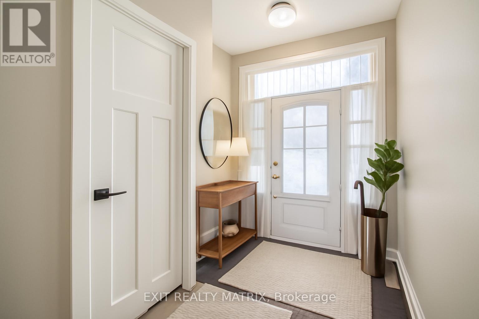 1375 FRIBOURG STREET