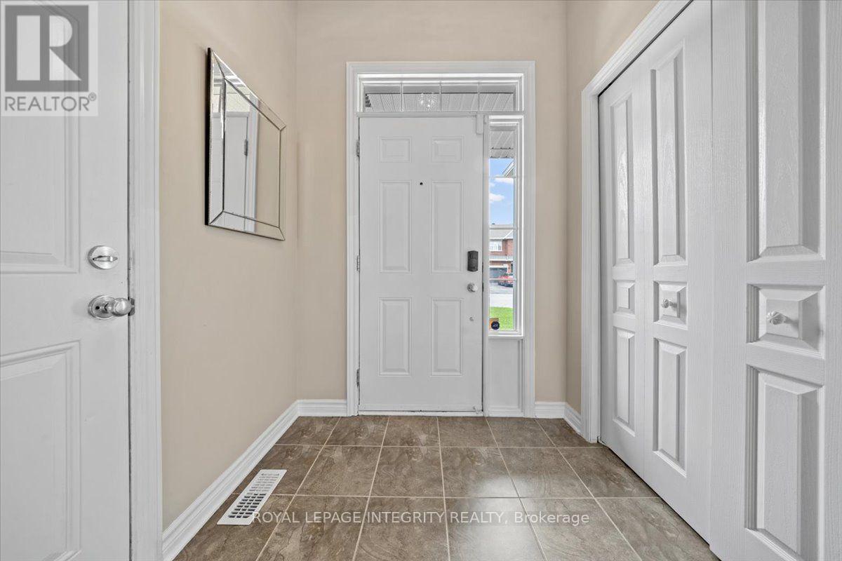 1433 COMFREY CRESCENT