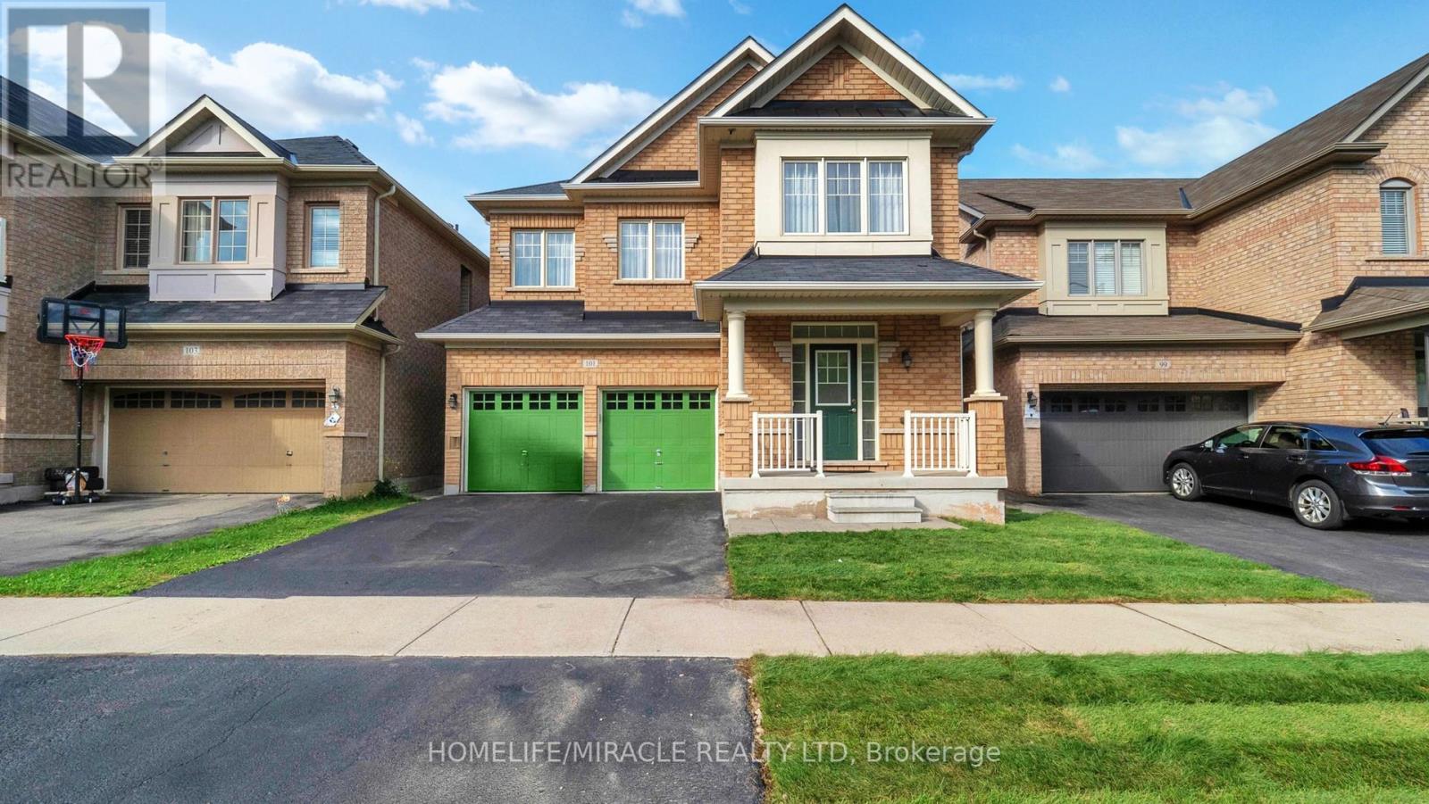 101 GEORGE ROBINSON DRIVE