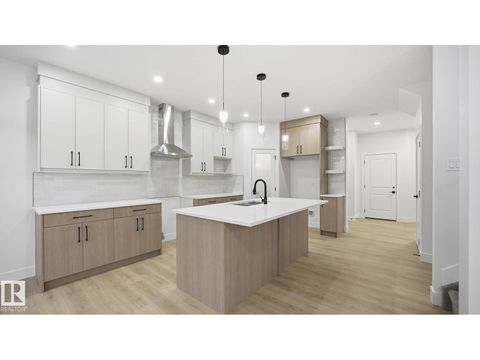 110 Spring LI Spruce Grove AB T7X2X7