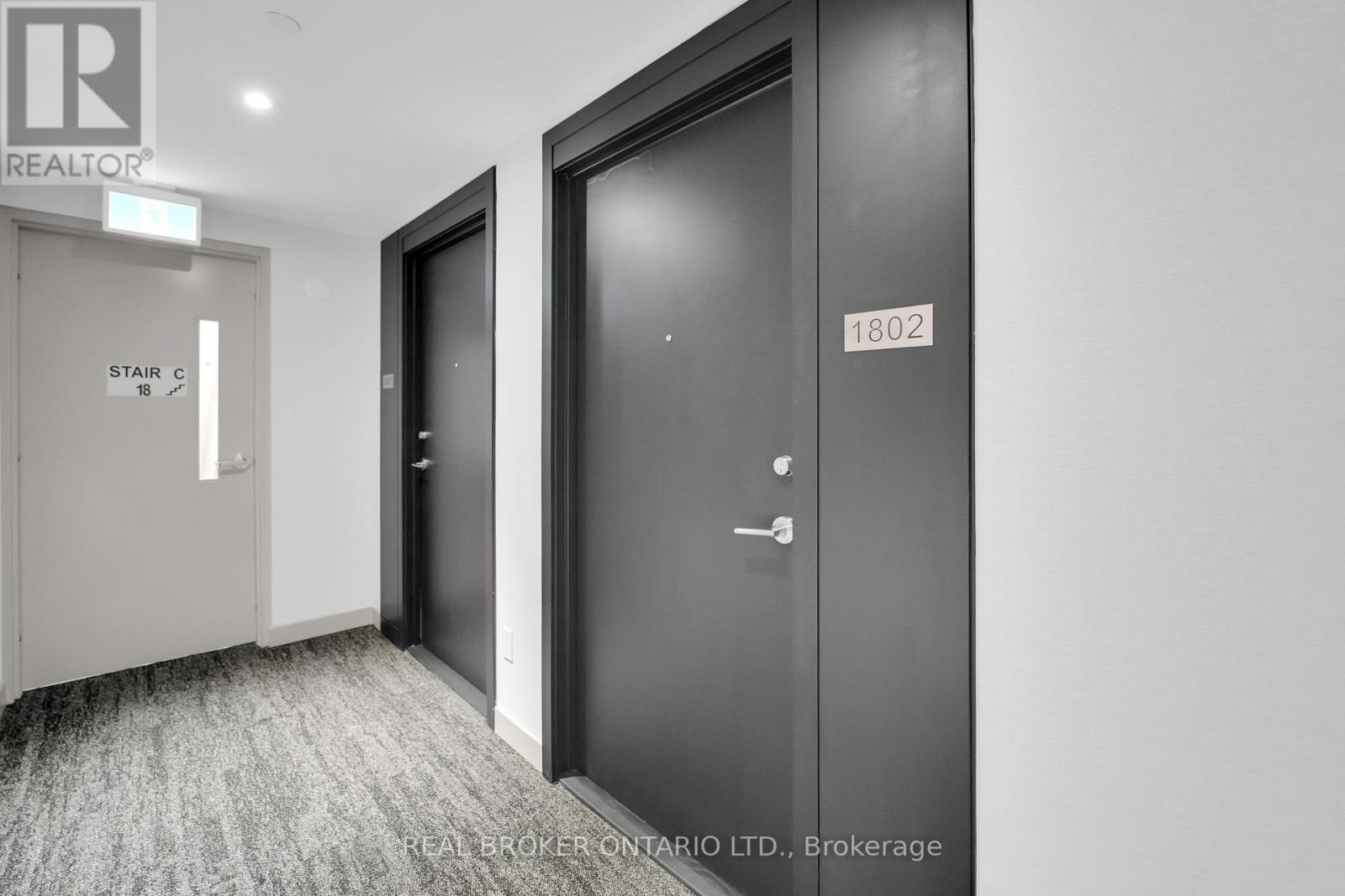 1802 - 82 DALHOUSIE STREET