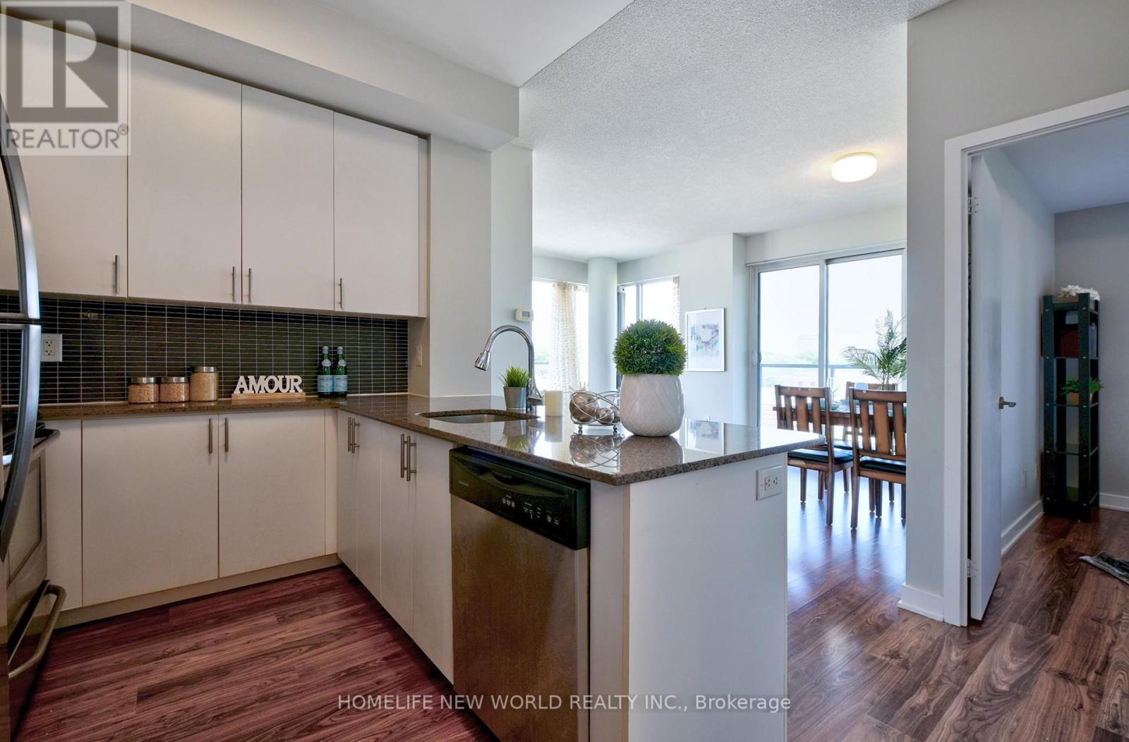 505 - 260 SACKVILLE STREET