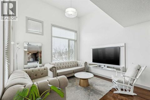 201, 1905 27 Avenue SW Calgary AB T2T1H6
