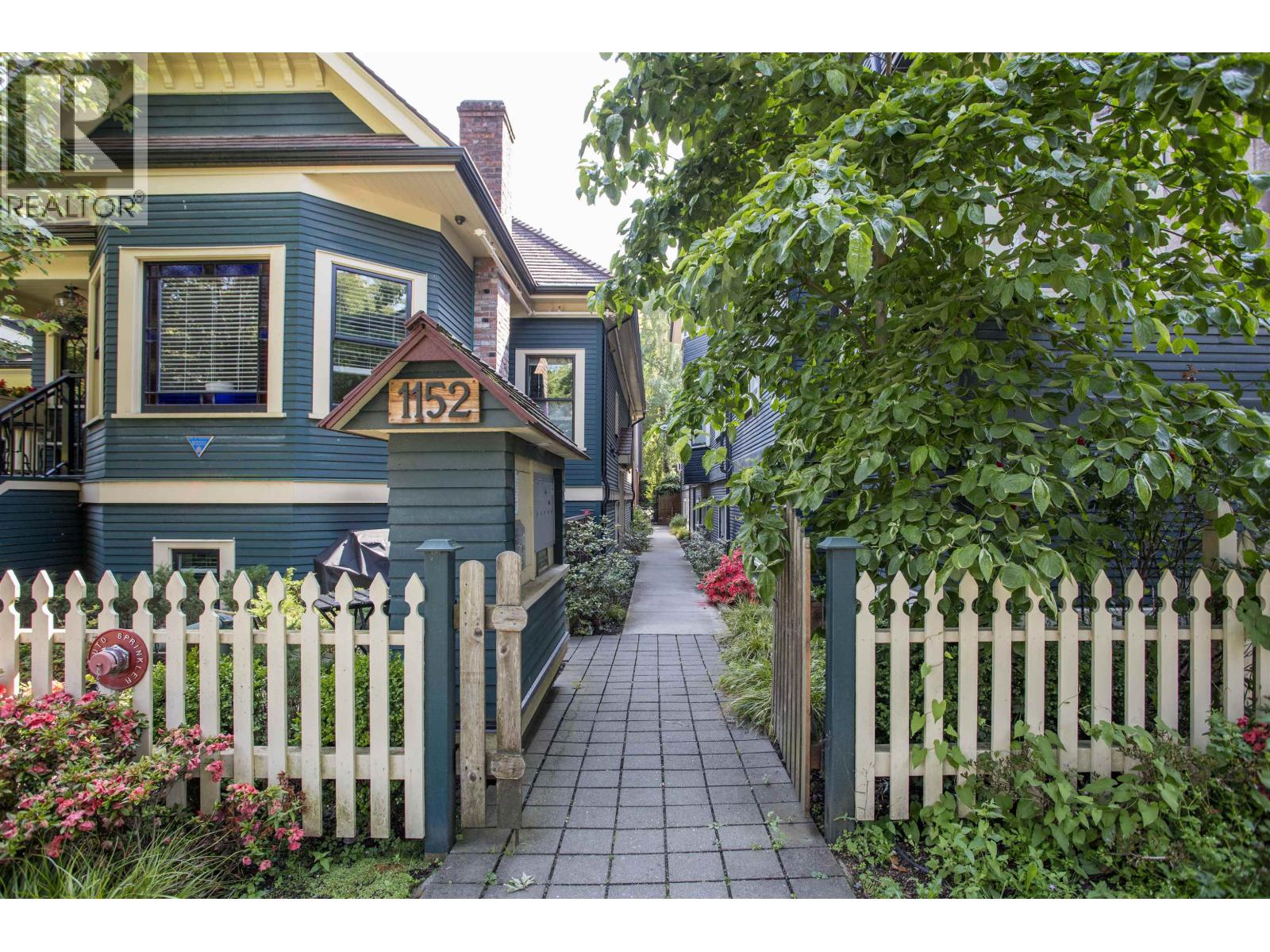 2 1152 COMOX STREET