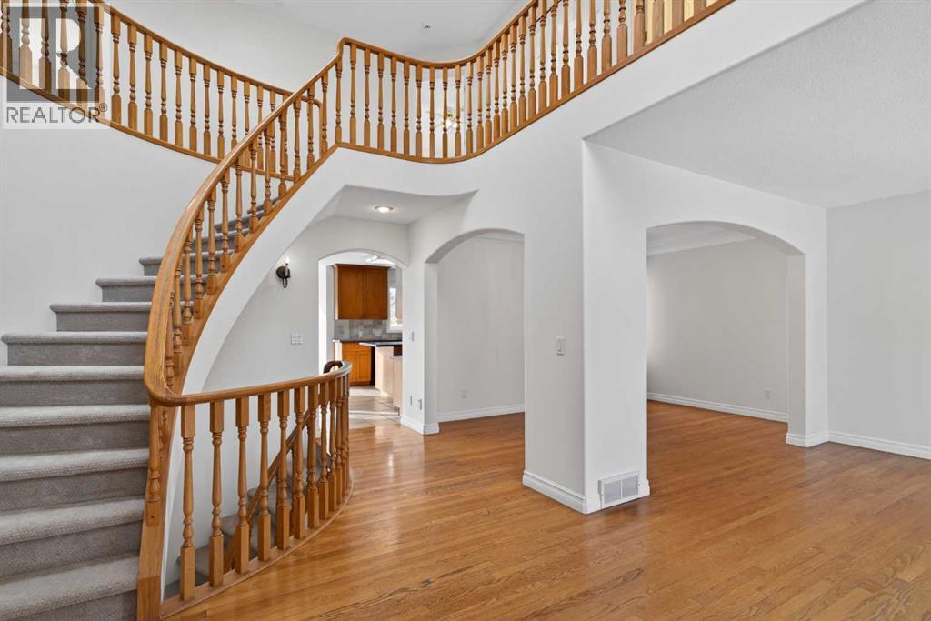 255 Hamptons Terrace NW