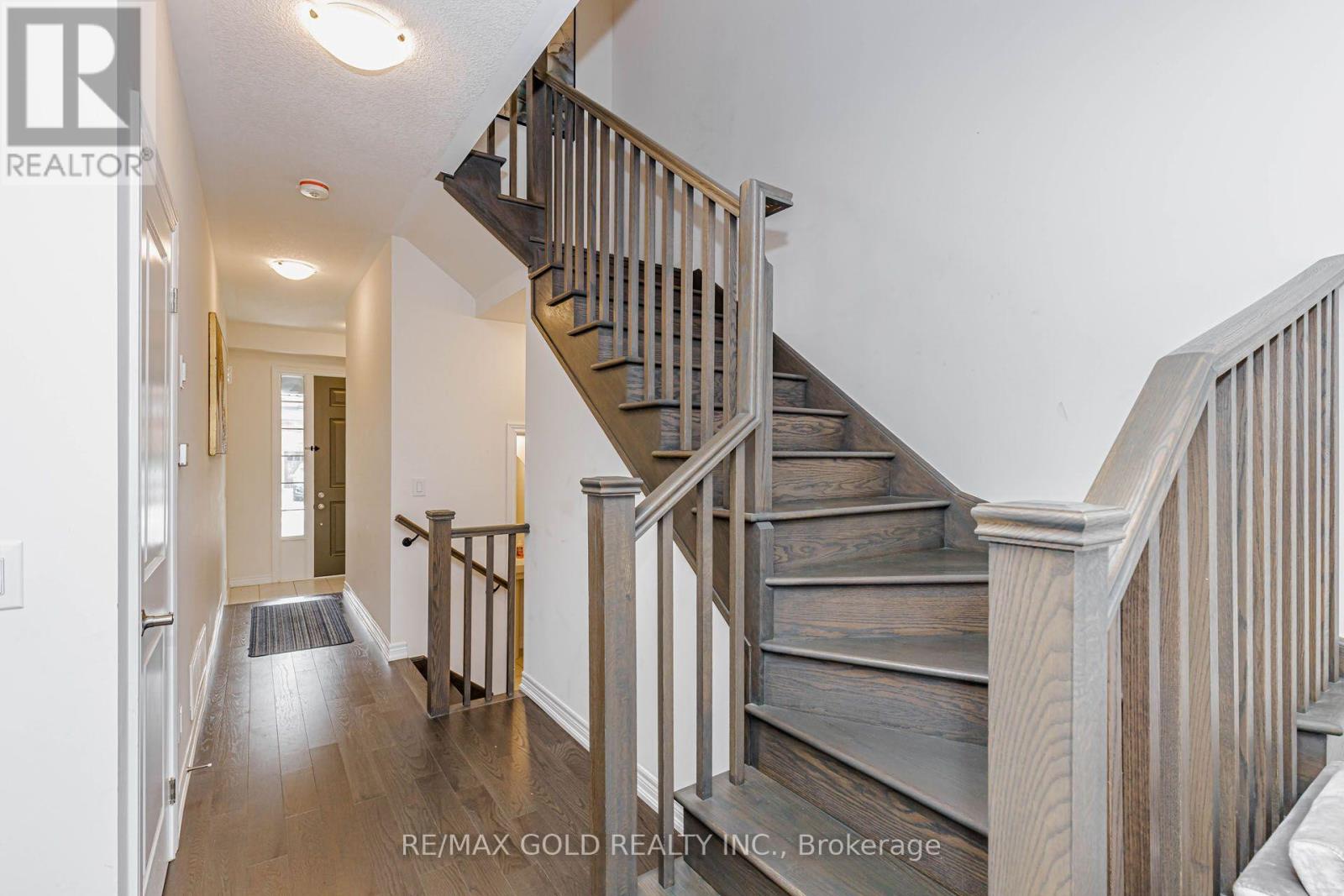147 BROADACRE DRIVE
