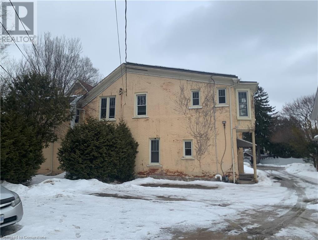 34 OAK Street