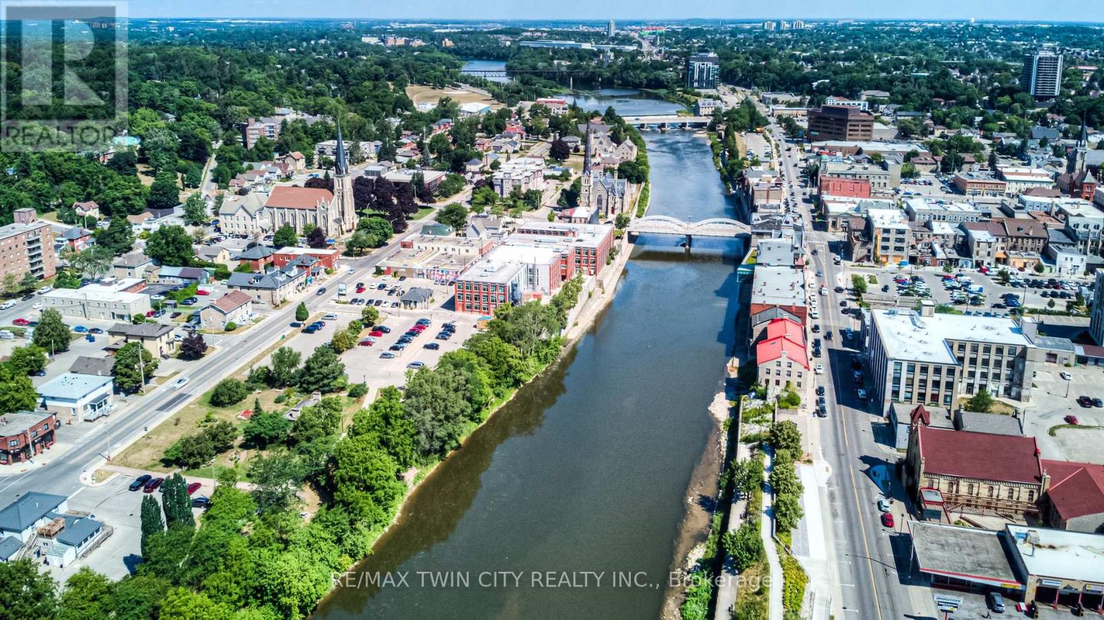 609 - 50 GRAND AVENUE S