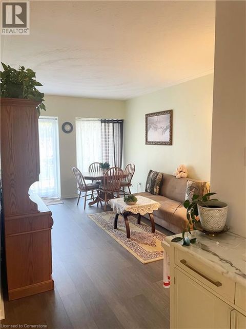 Property photo of 10 woodman drive s unit# 101, hamilton, ON l8k4e1