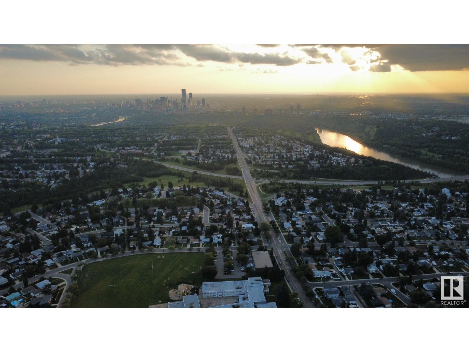 5604 105 AV NW