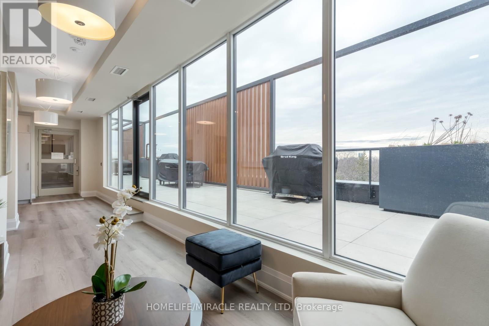 201 - 1316 KINGSTON ROAD N