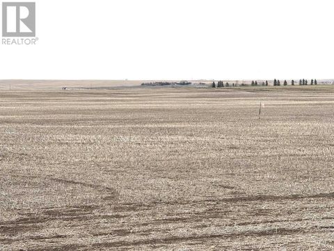 466 Ave E. Rural Vulcan County AB T0L0J0