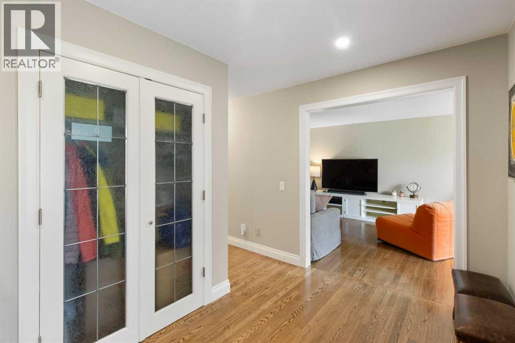 152 Lake Mead Crescent SE