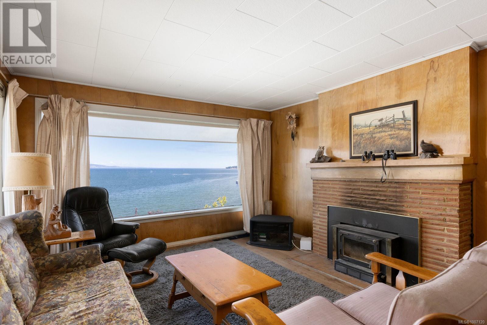 5015 Cordova Bay Rd