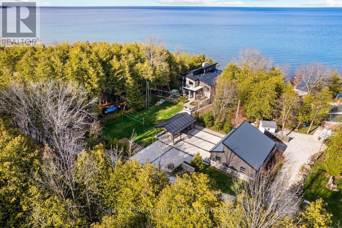 138 GEORGIAN BEACH LANE
