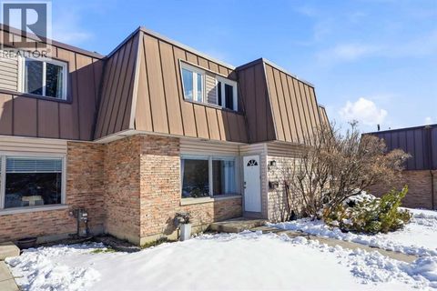773 Kingsmere Crescent SW Calgary AB T2V2H9