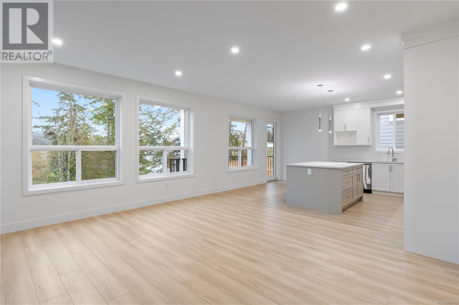 2343 Swallow Pl