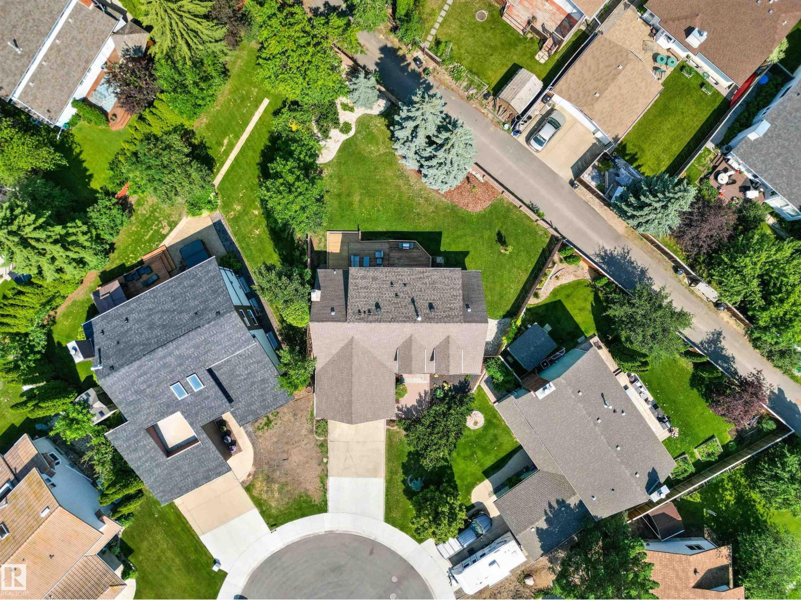 17532 55 AV NW