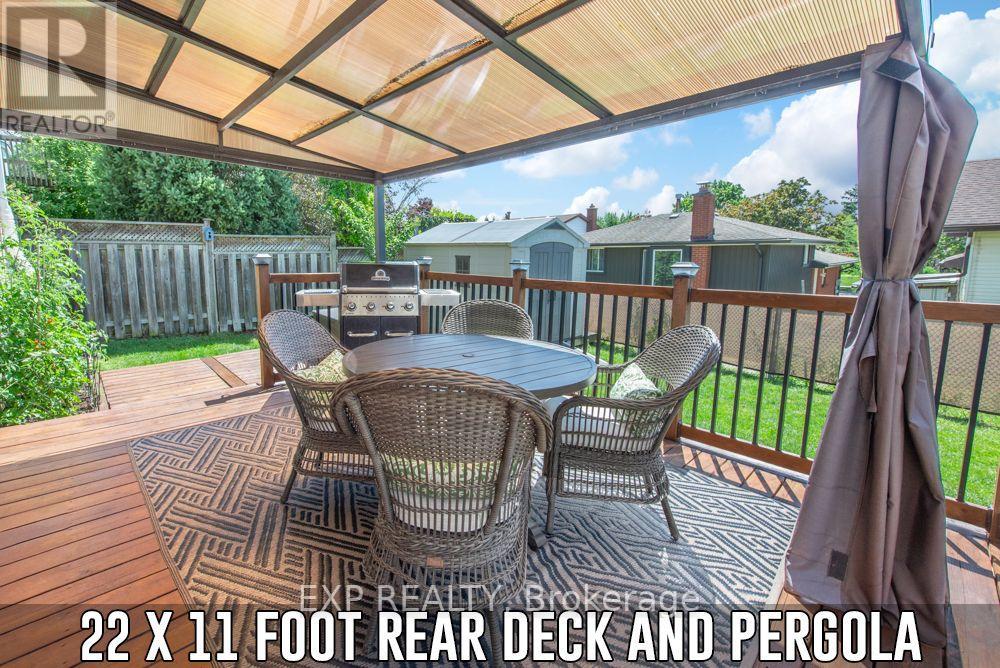 153 ONEIDA PLACE