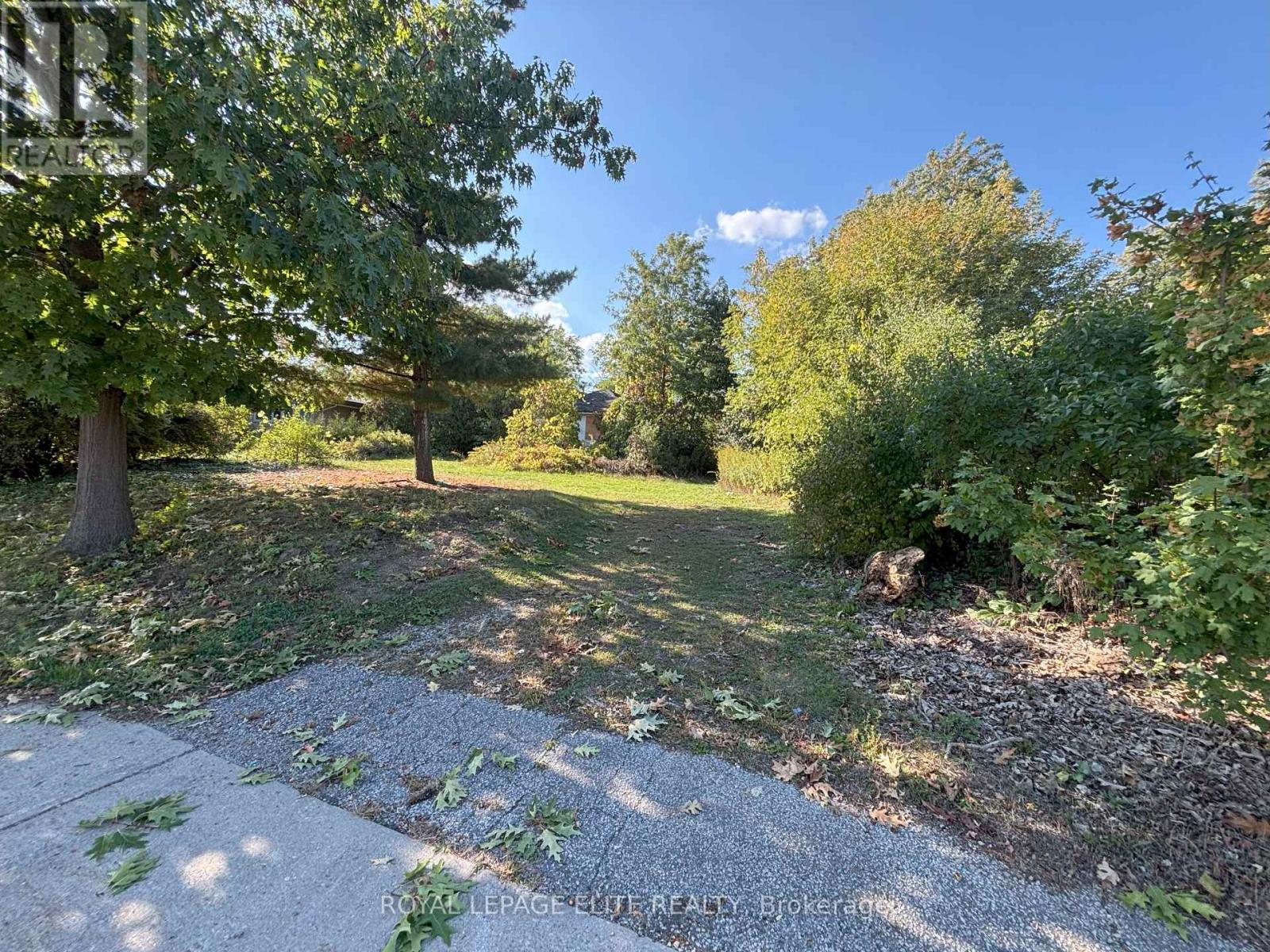 1631 EGLINTON AVENUE W