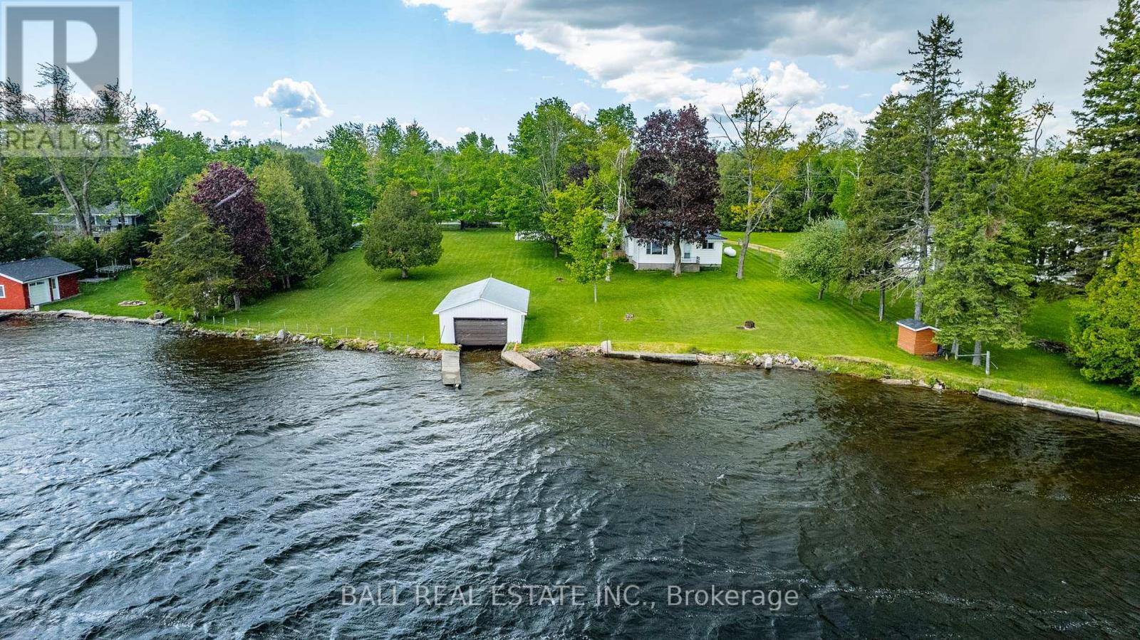 278 LAKESHORE DRIVE