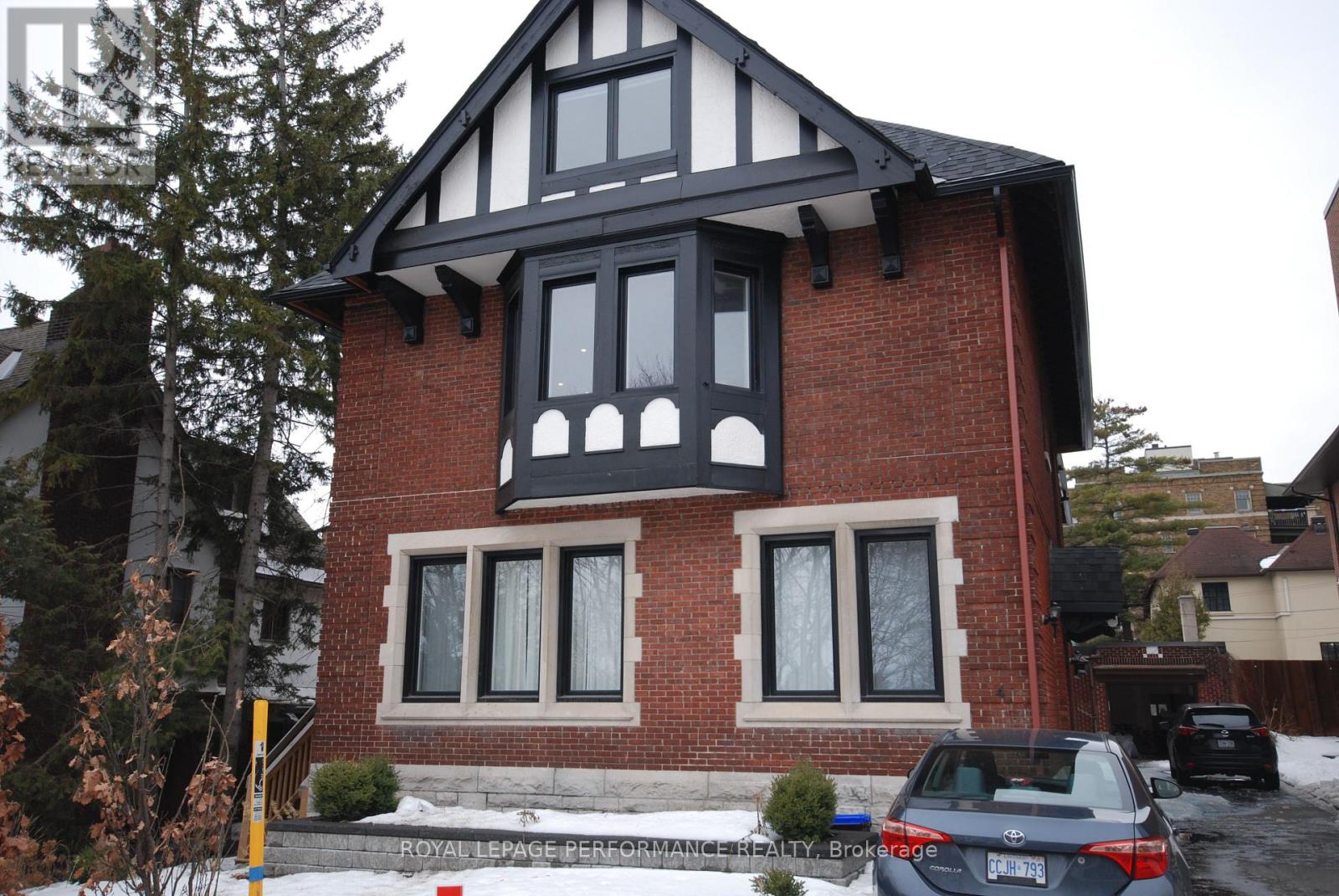 4 RANGE ROAD
