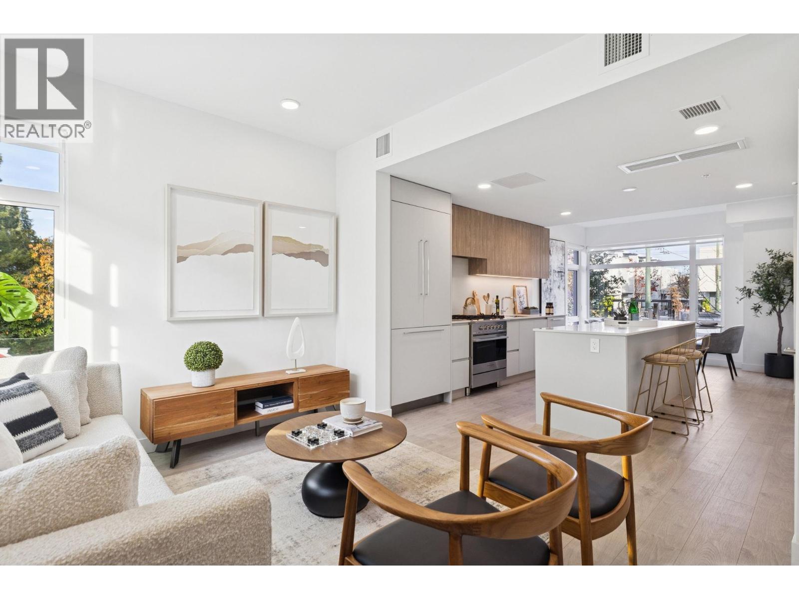 225 1010 W 47TH AVENUE