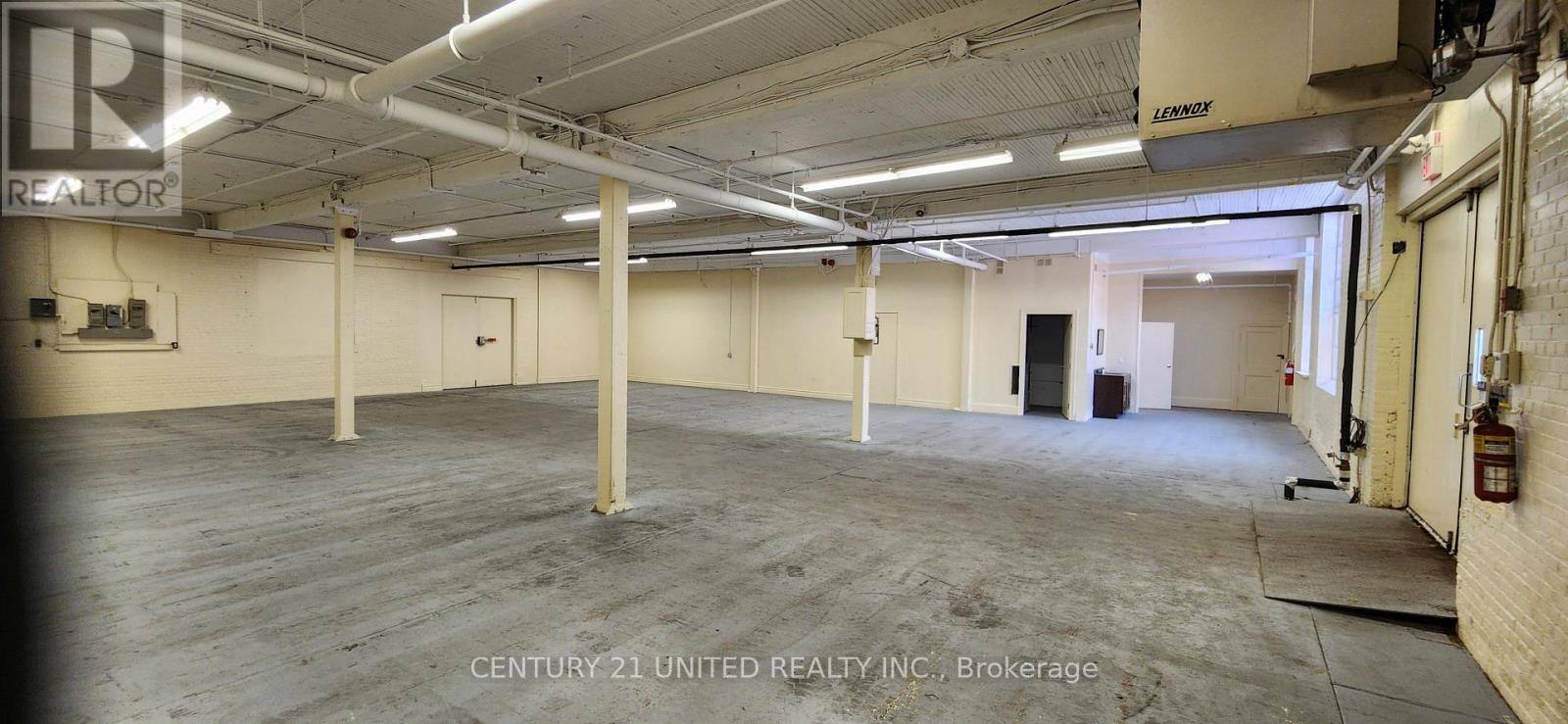 15 - 280 PERRY STREET