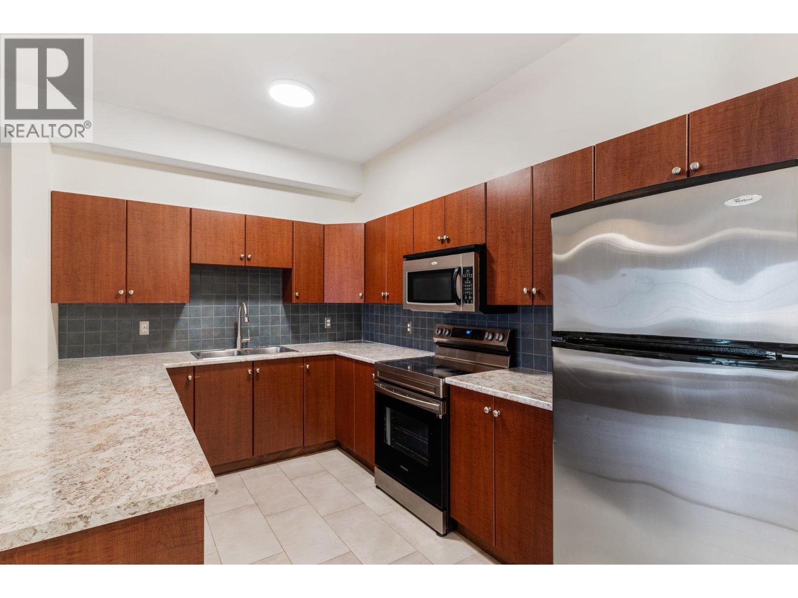 1875 Country Club Drive Unit# 1616