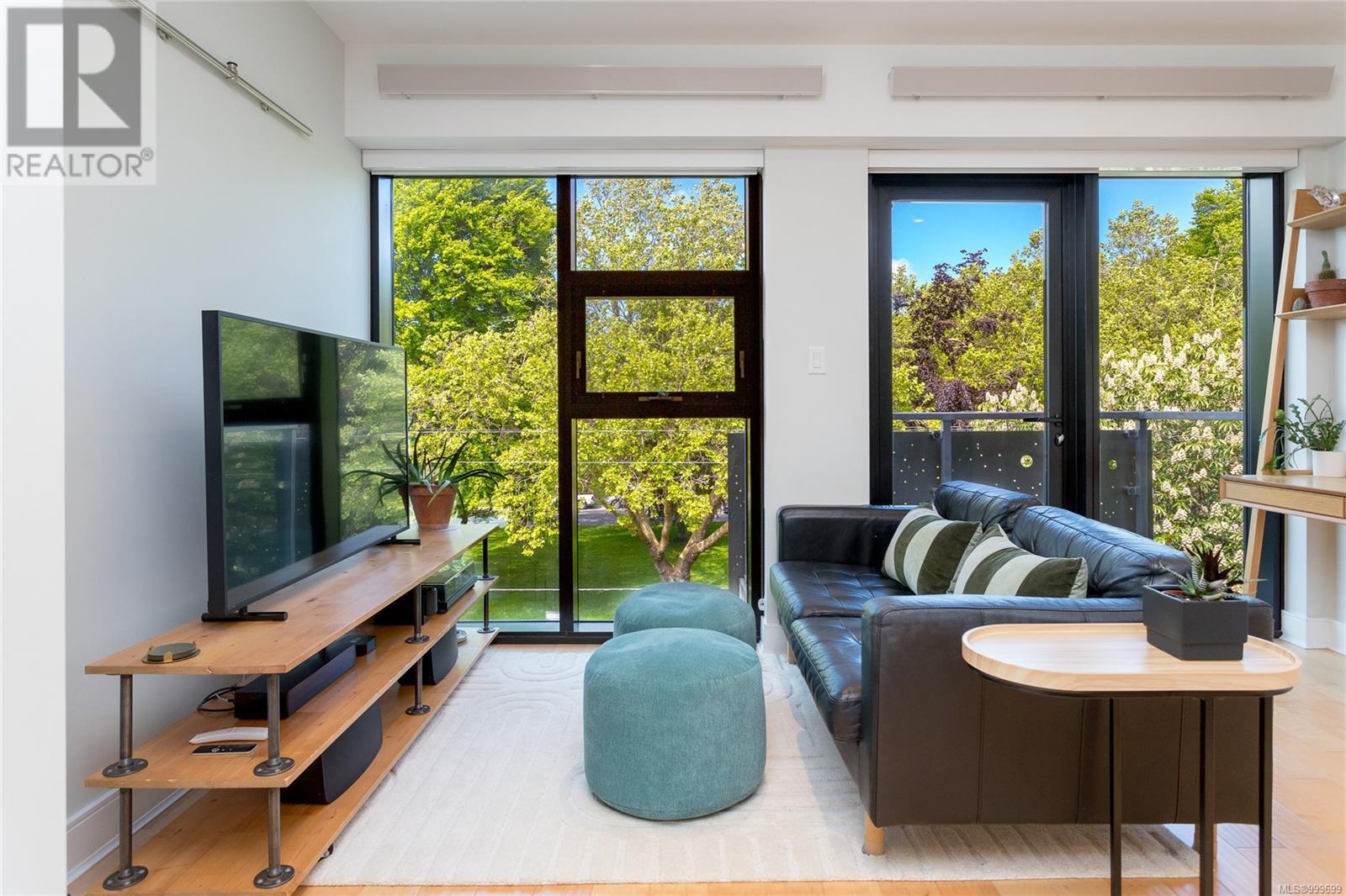 N408 1105 Pandora Ave