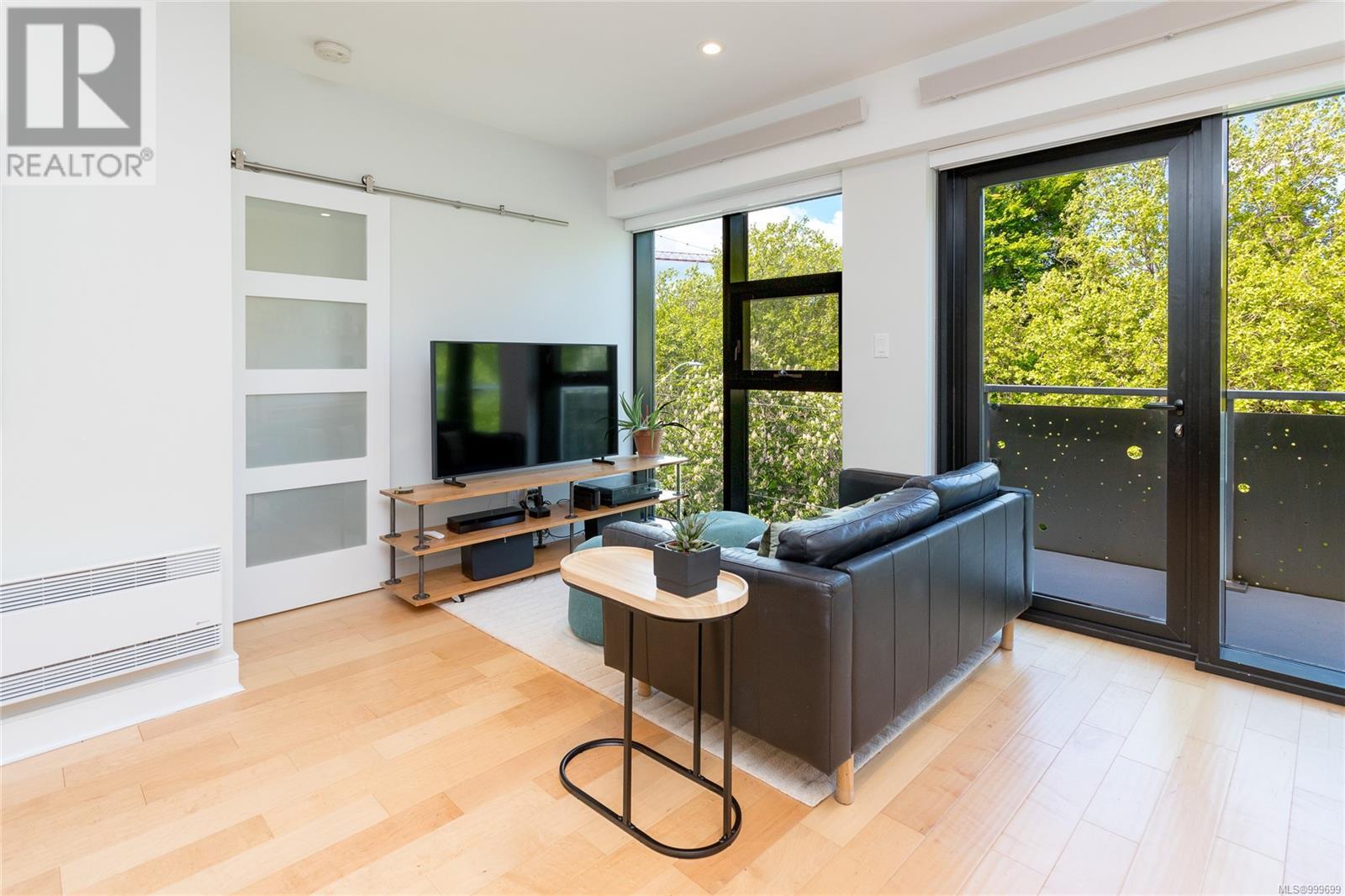 N408 1105 Pandora Ave