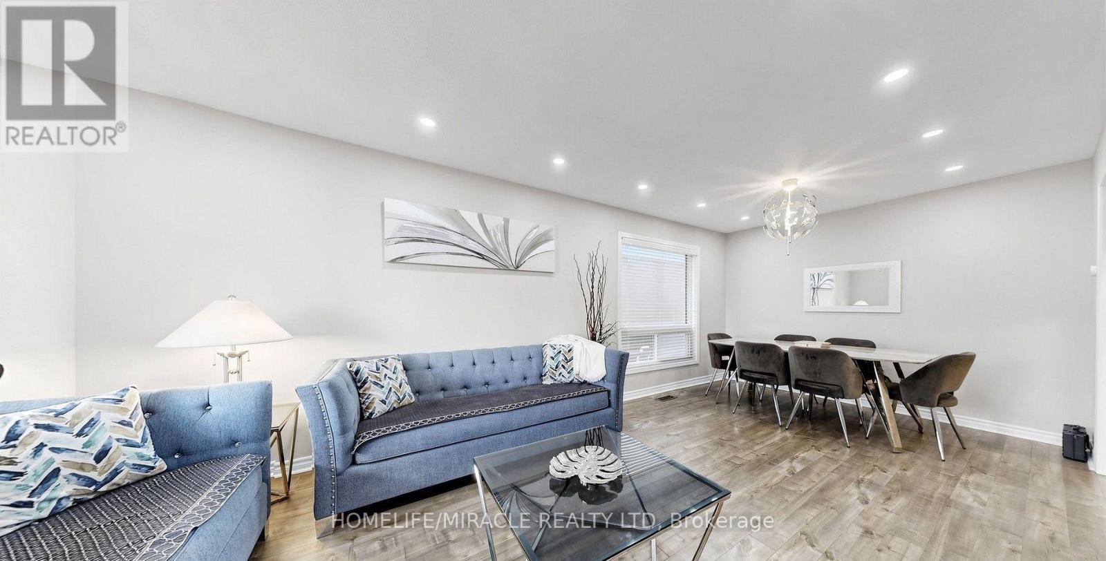 361 BRISDALE DRIVE N