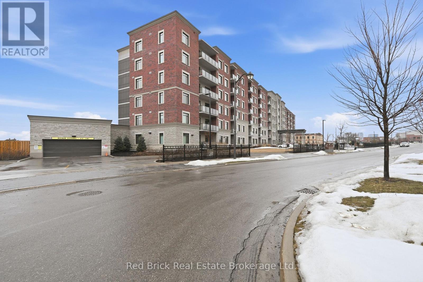 113 - 830 MEGSON TERRACE
