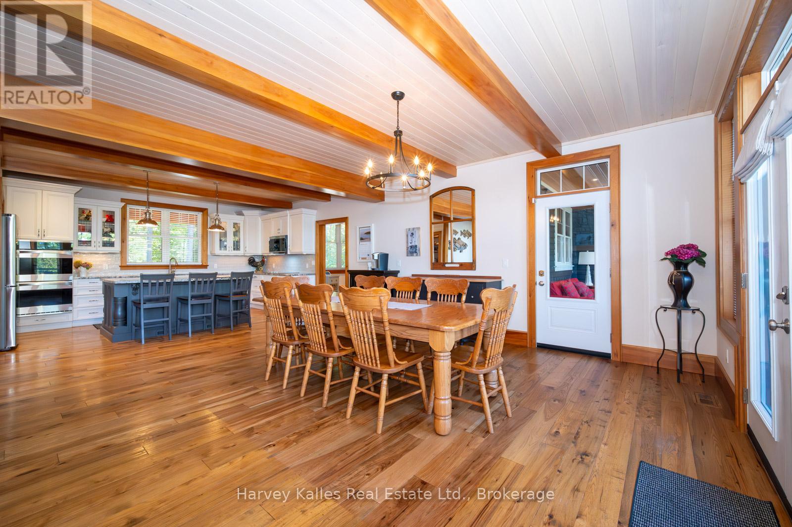 1045 LAKESHORE DRIVE