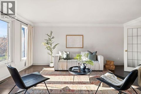 446 CORBETT Tecumseh ON N8N4T4