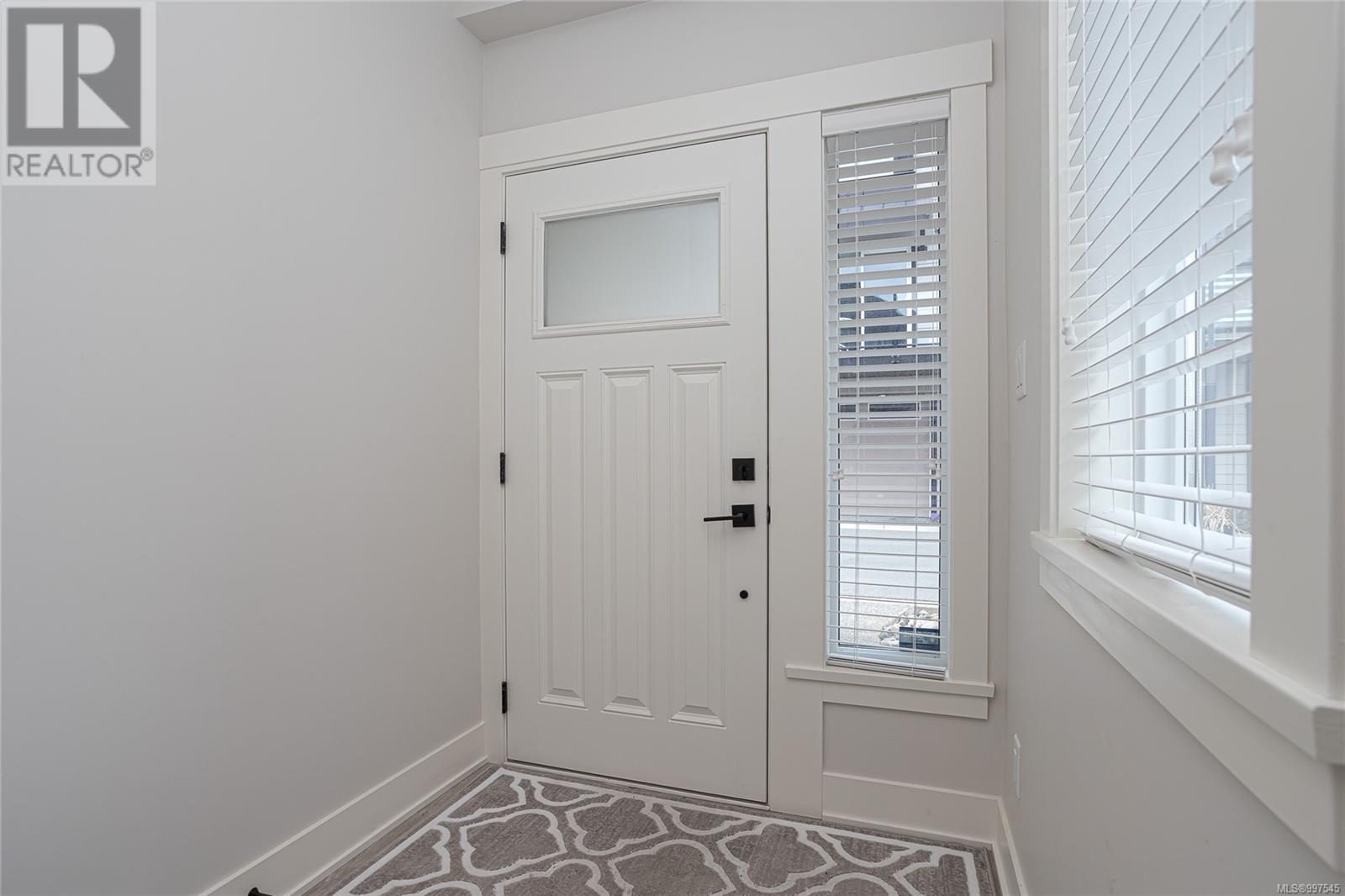 1212 Moonstone Loop