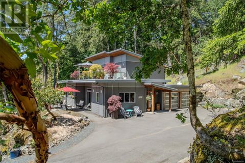 6865 Southview Terr Duncan BC V9L5W9